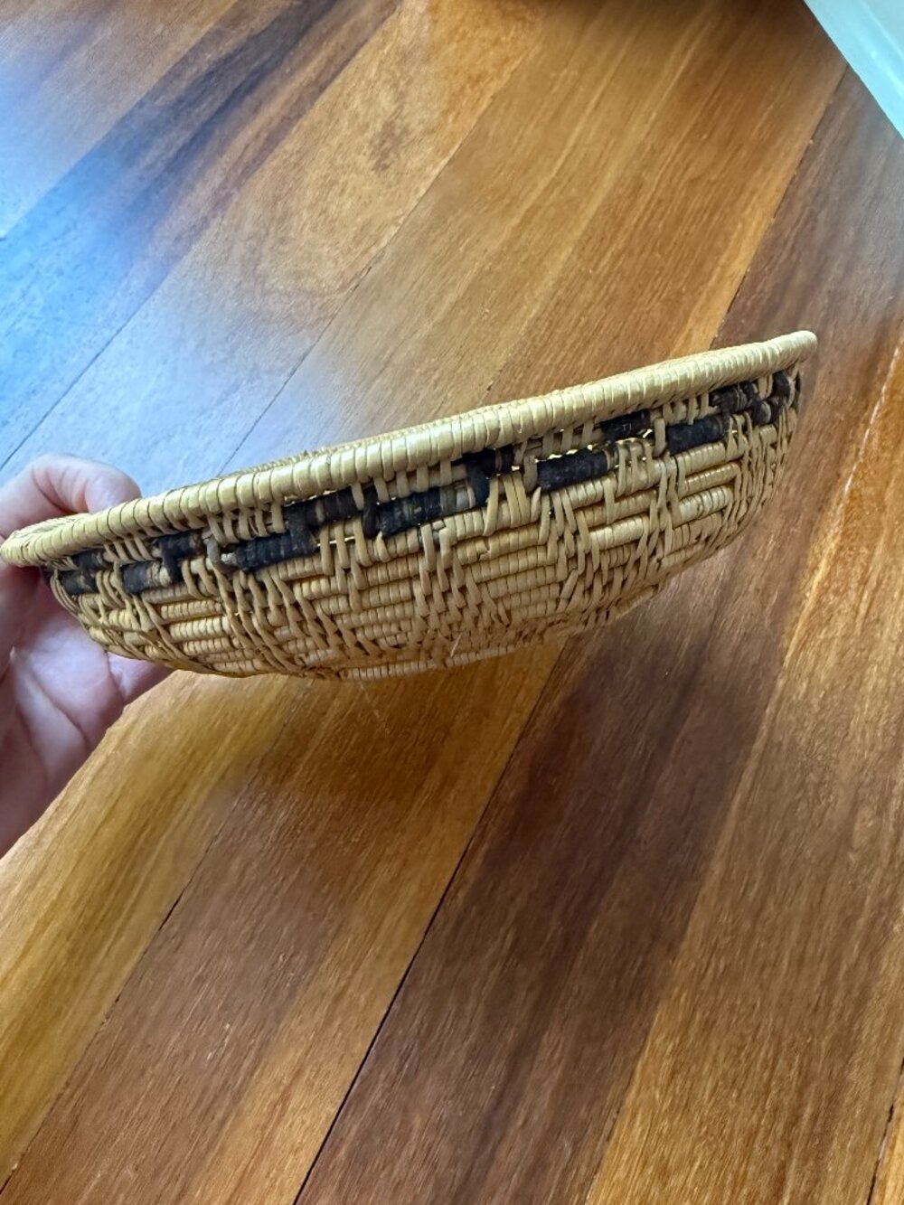 Vintage Hand Woven Round Basket - Picture 3 of 5